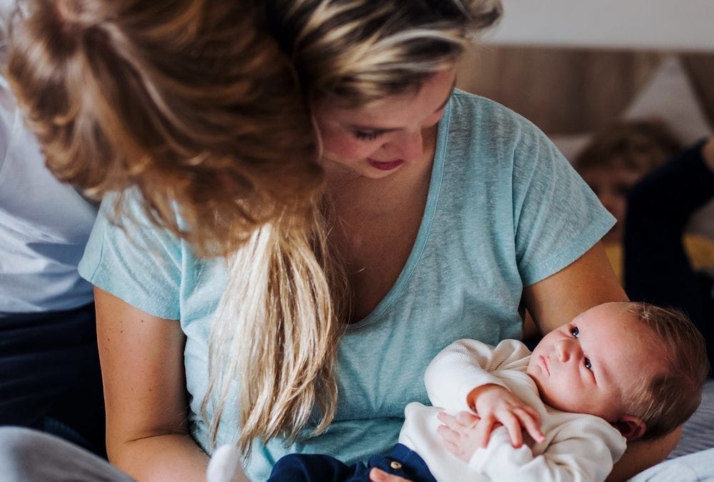 Le van maradva? Nem túl gyors ez a fejlődés? – Mit mikor kell csinálnia a babának?